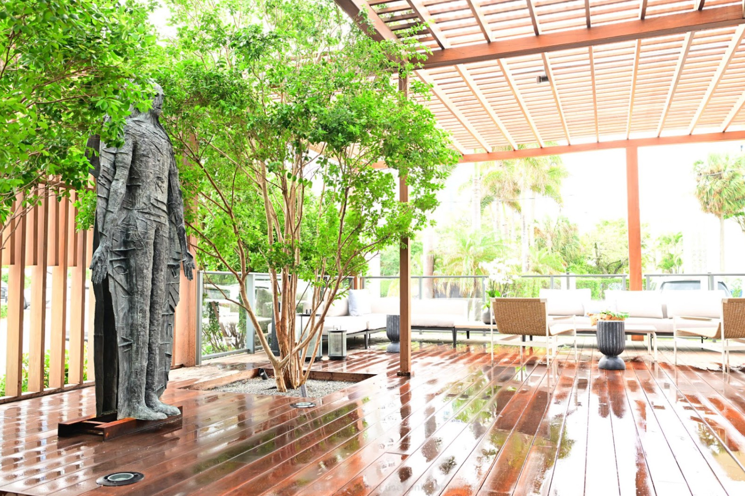 Architectural design of Waldorf Astoria Residences Pompano Beach